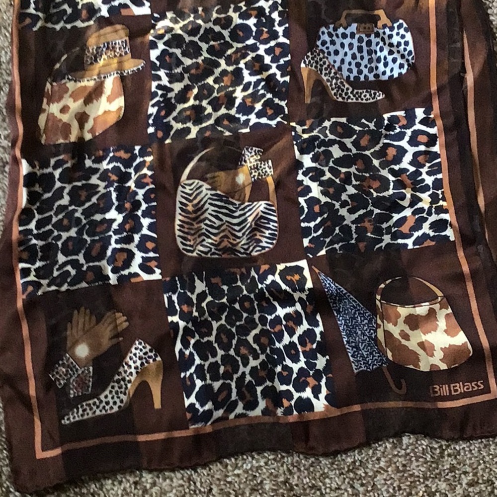 Bill Blass Vintage 100% Silk Scarf Cheetah Leopard animal print Black/Brown